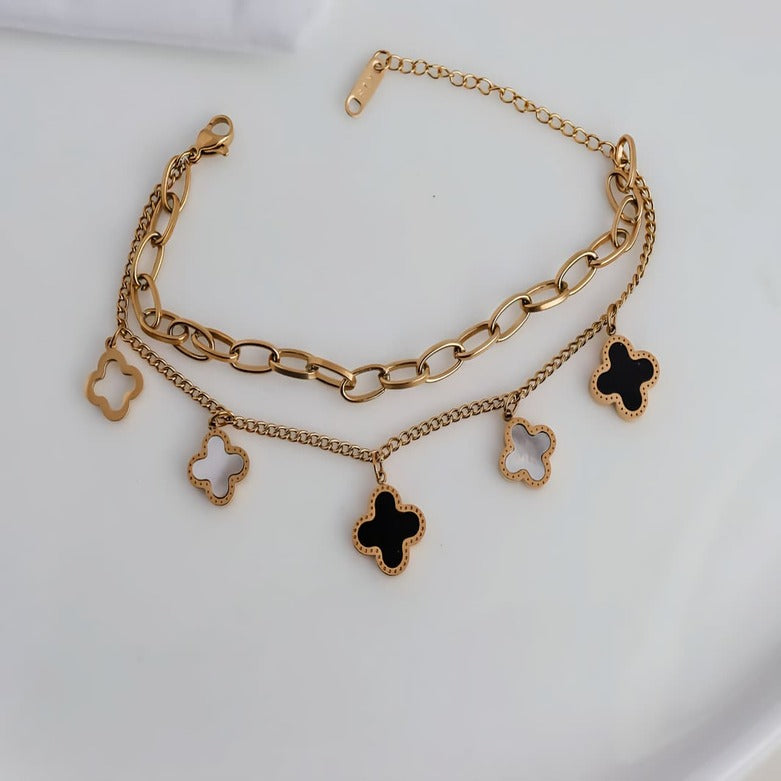 Pulsera Trebol Doble Capa Con un Par de Aretes Gratis