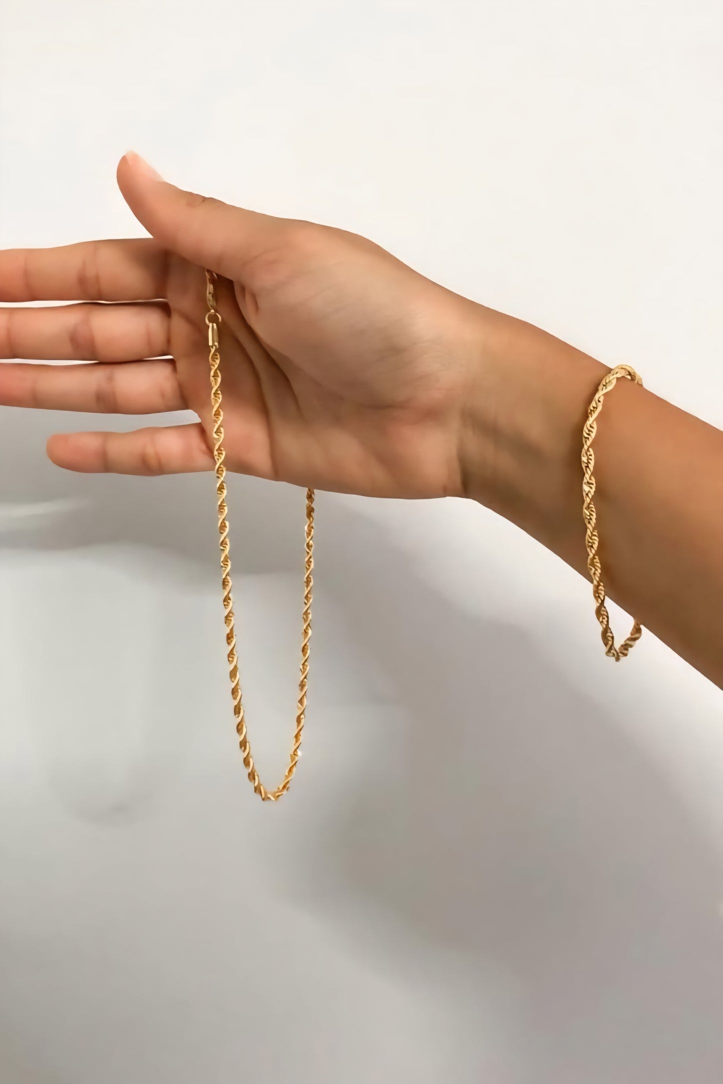 Set Cadena y Pulsera Lazo Mujer Oro Laminado 18K | LAYER GOLD
