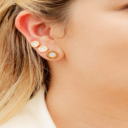 Aretes Para Mujer Tipo Bul Oro Laminado 18K | LAYER GOLD