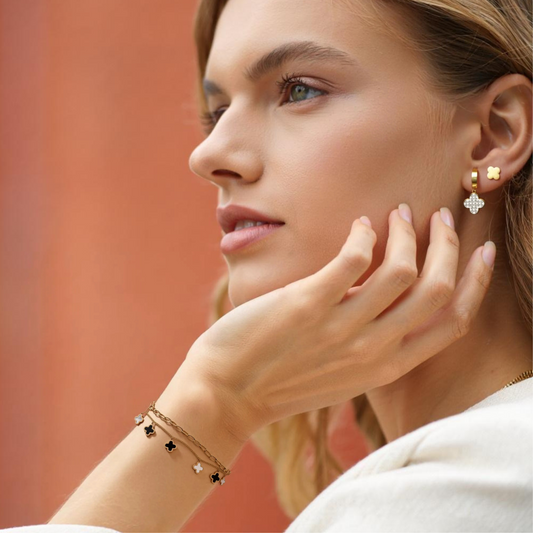 Set Pulsera + Aretes Trebol doble capa