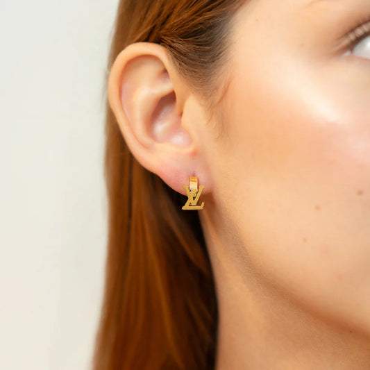 Aretes LV Oro Laminado 18K